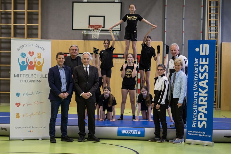 aa_NMS_modernesbodenturnen_310326_1.jpg